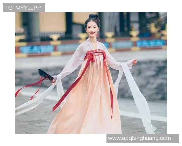 足球球星穿汉服亮相引热议彰显中国传统文化魅力 足球球星穿汉服亮相引热议彰显中国传统文化魅力